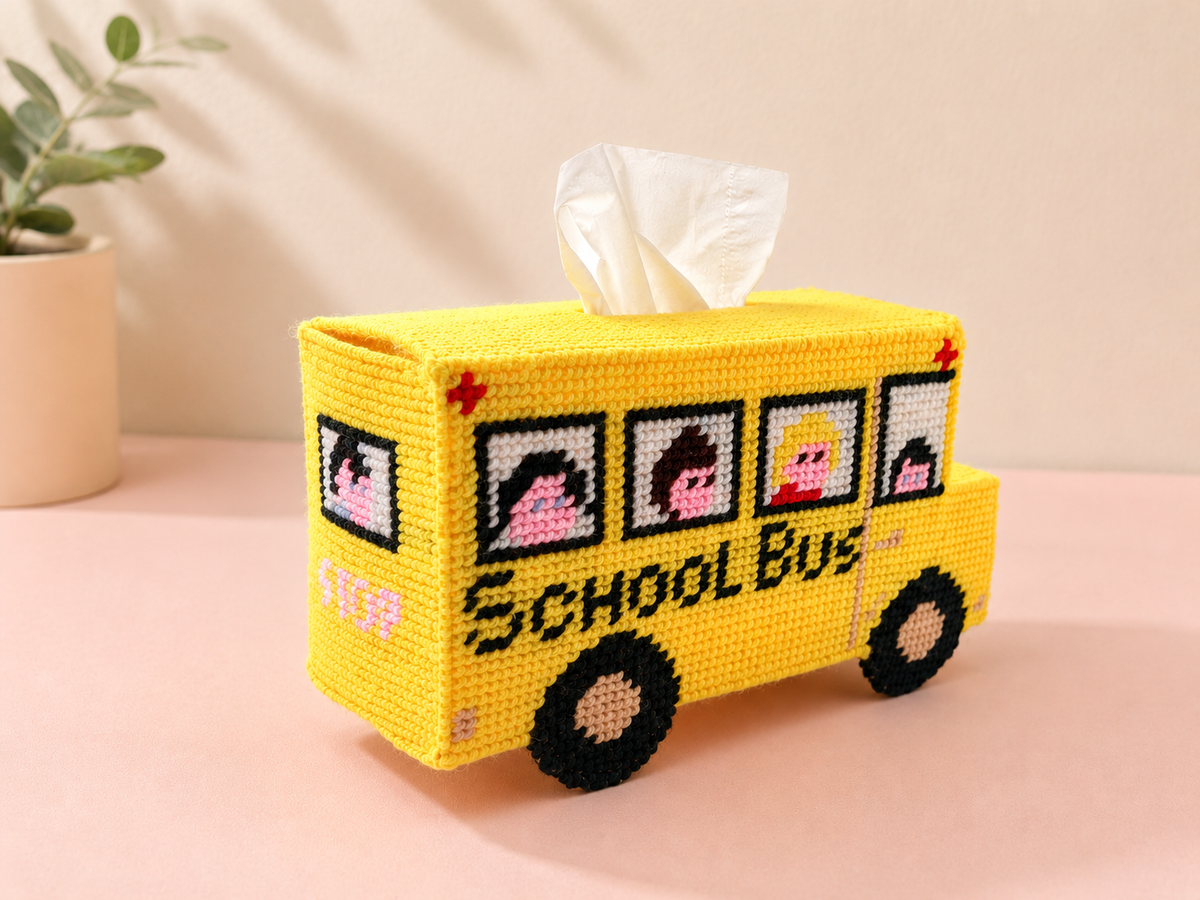 School bus tissue box crochet /embroidery